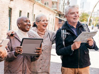 Senior retirees traveling together